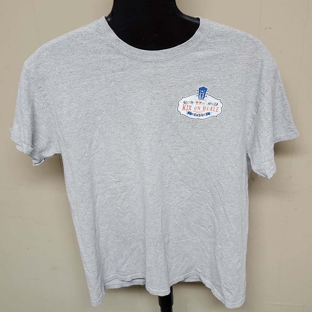 Gildan Heavy Cotton Men's Large 2019 Kix On Beale Memphis Concert Gray T-shirt